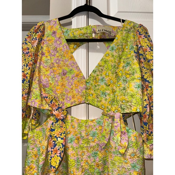 ALÉMAIS Floral Print Mini Dress Puff Sleeve Tie Cutout Backless Yellow US 10 - Picture 11 of 12
